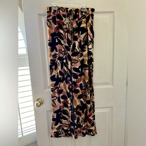 SOLD!!!! ‼️ Multicolored Floral Print Linen Pants w/ Pockets